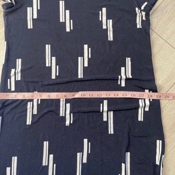 Chico's Travelers Midi Dress Women's Size 1 Navy Blue White Geometric Print - Picture 8 of 9